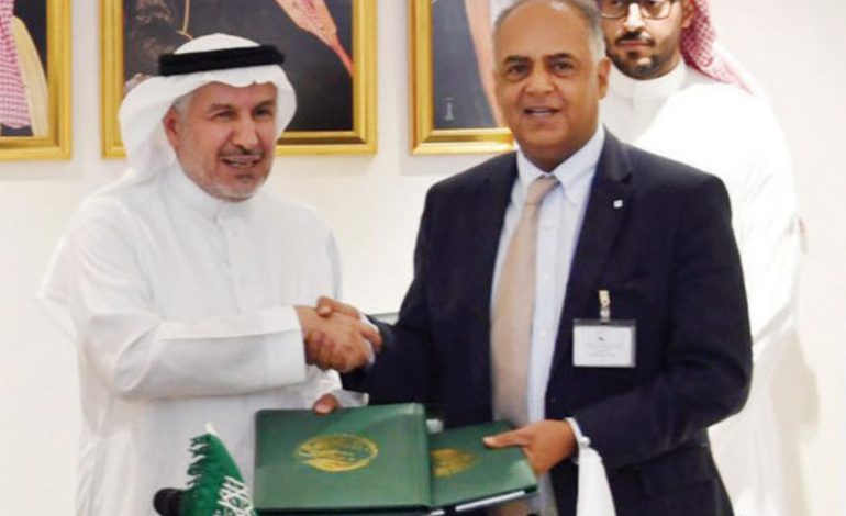 Delivering Zakat Al-Fitr to Yemen is a Saudi Aid Organization