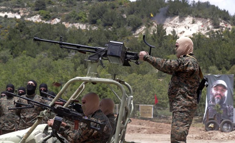 Lebanese Army Strengthens Border Presence, Removes Hezbollah Posts