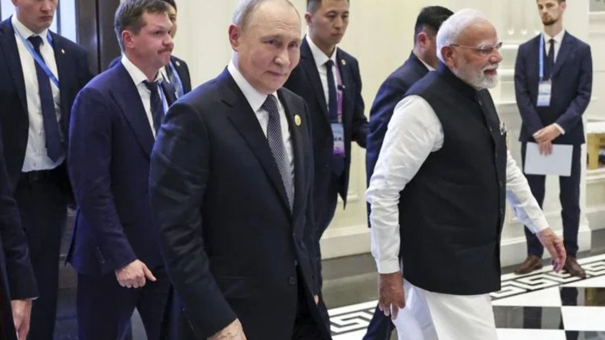 Modi, Putin, and Xi’s Warm Exchange at the SCO Summit