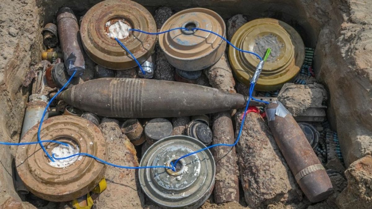 Saudi Project Masam Clears Dangerous Weapons from Mukalla