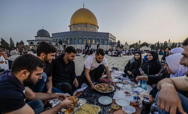 Ramadan in Conflict Zones: Gaza’s Struggle to Find Festive Spirit