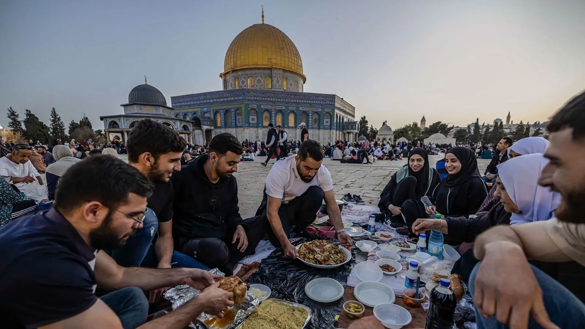 Ramadan in Conflict Zones: Gaza’s Struggle to Find Festive Spirit