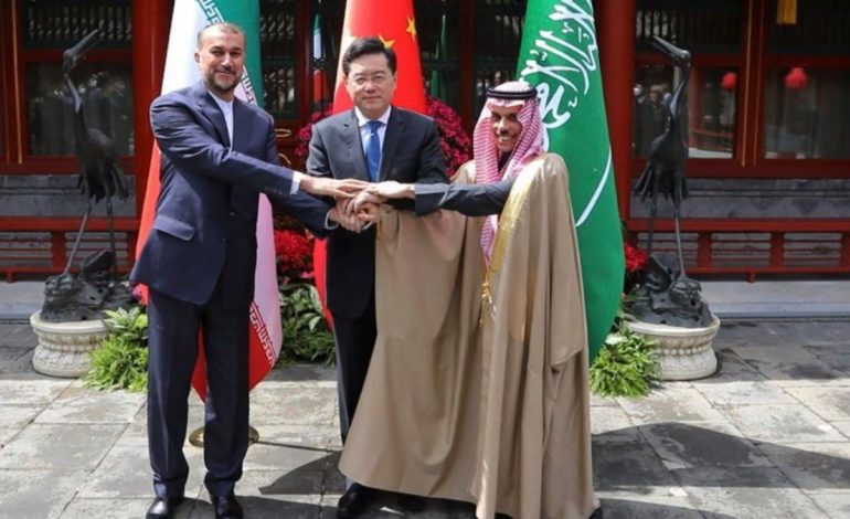 Iran Consults Saudi Arabia Ahead of Important Nuclear Discussions with US