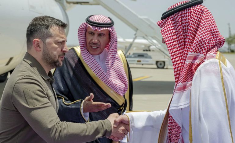 Saudi Arabia Expands Global Dialogue in Talks with Kuwait and Ukraine