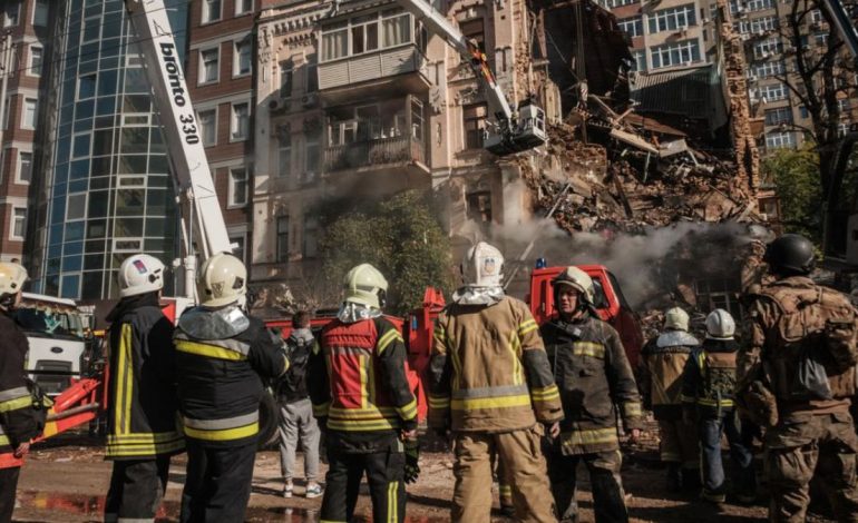 Ukraine Reports 3 Deaths Following Overnight Russian Strikes