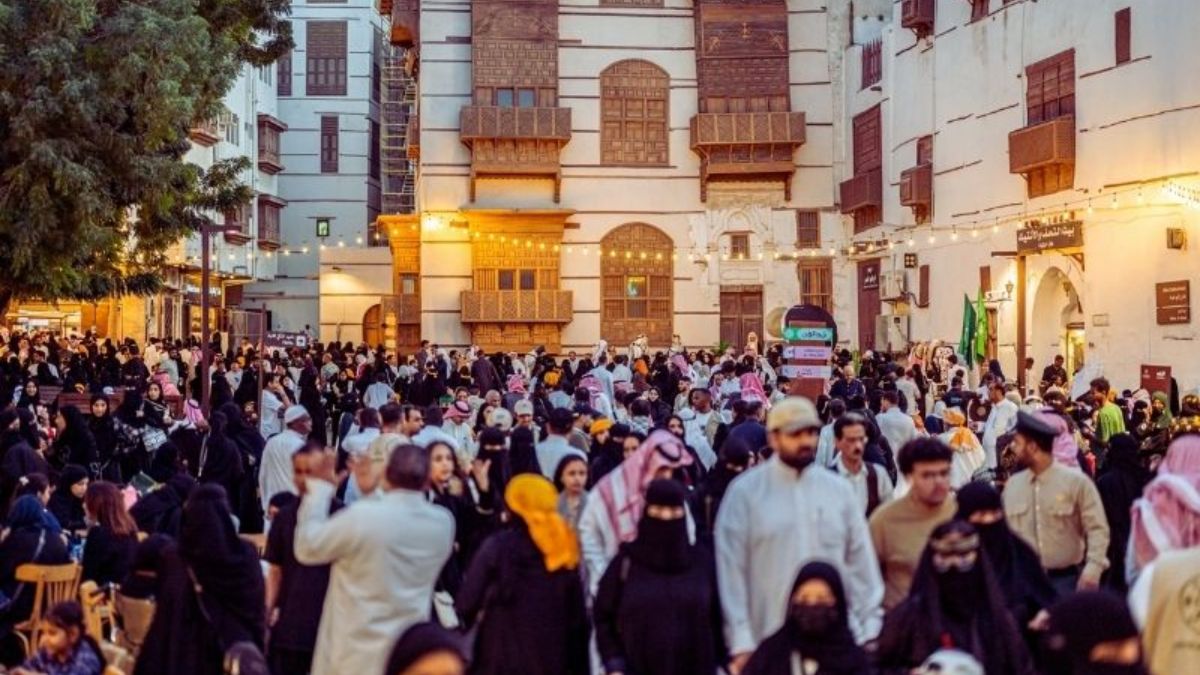 Top Reasons Jeddah Historic District Gets 3M Visitors in Record Time