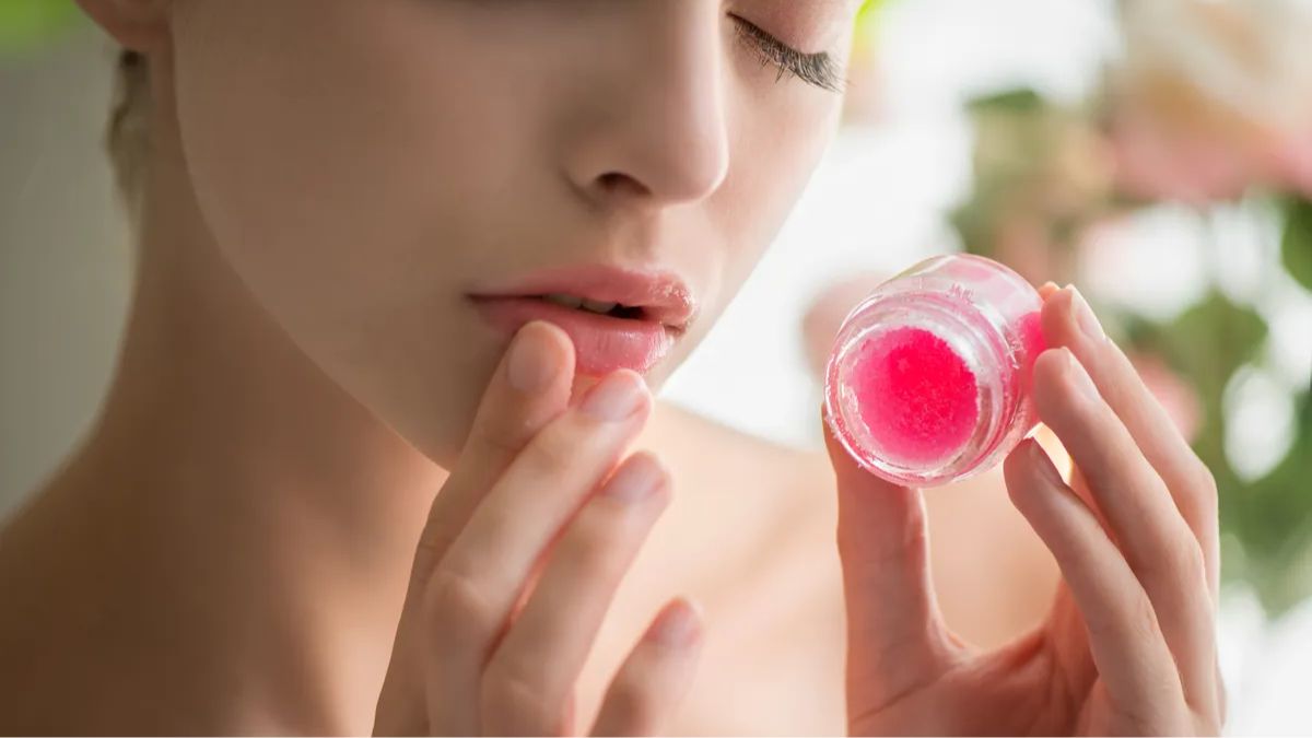 Top 5 Lip Scrubs for Smooth, Soft, and Healthy Lips