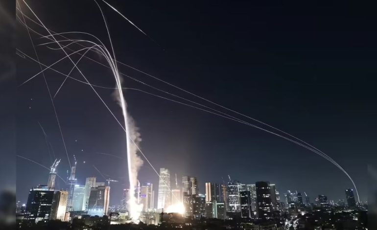 Two Ballistic Missiles Detected in Saudi Arabia: Iran Conflict Escalates