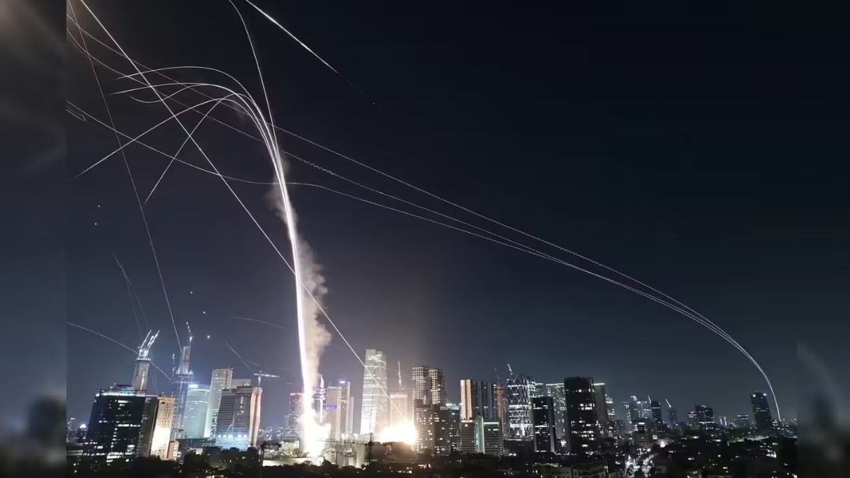 Two Ballistic Missiles Detected in Saudi Arabia: Iran Conflict Escalates