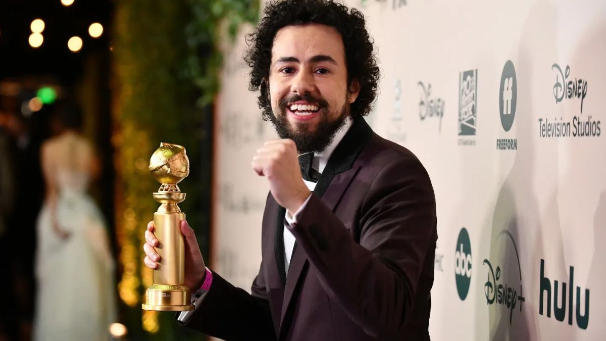 Ramy Youssef Joins Elmo to Celebrate Arab American Heritage Month