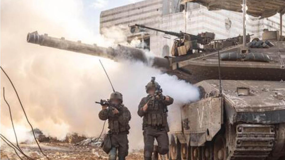 Israeli Troops Battle Hezbollah Forces Near Strategic Town in Lebanon