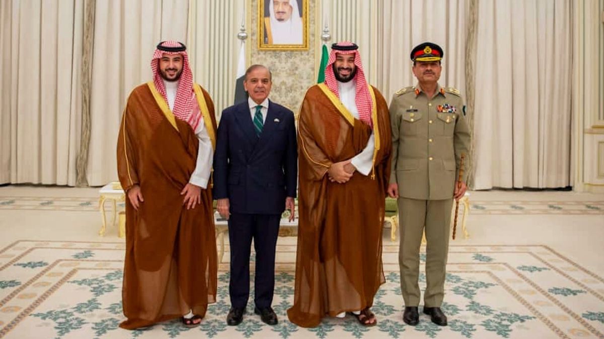 Saudi Arabia and Pakistan Leaders Hold Urgent Talks on Regional Security Issues