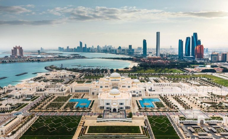 How Abu Dhabi and Qatar Maintain High Ratings Through Fiscal Strength