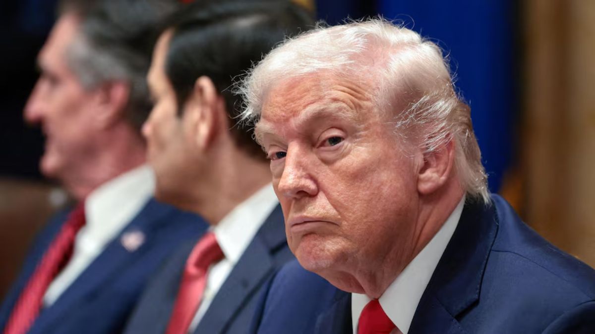 Donald Trump Warns Iran: “Time Is Running Out” for Peace Deal