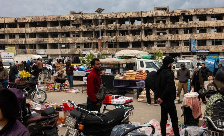 Lebanon Sees Massive Return of Syrian Refugees as 120,000 Head Back Home