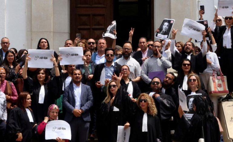 Tunisia Confirms Prison Terms for Journalists in Controversial Court Decision