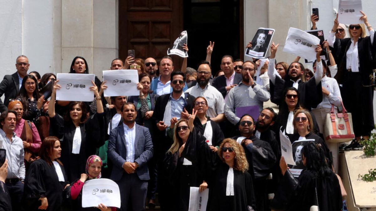 Tunisia Confirms Prison Terms for Journalists in Controversial Court Decision