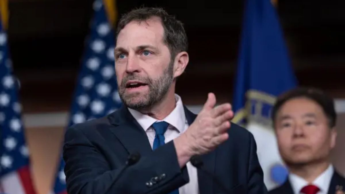 US House Narrowly Blocks Resolution Challenging Trump’s Iran War Strategy