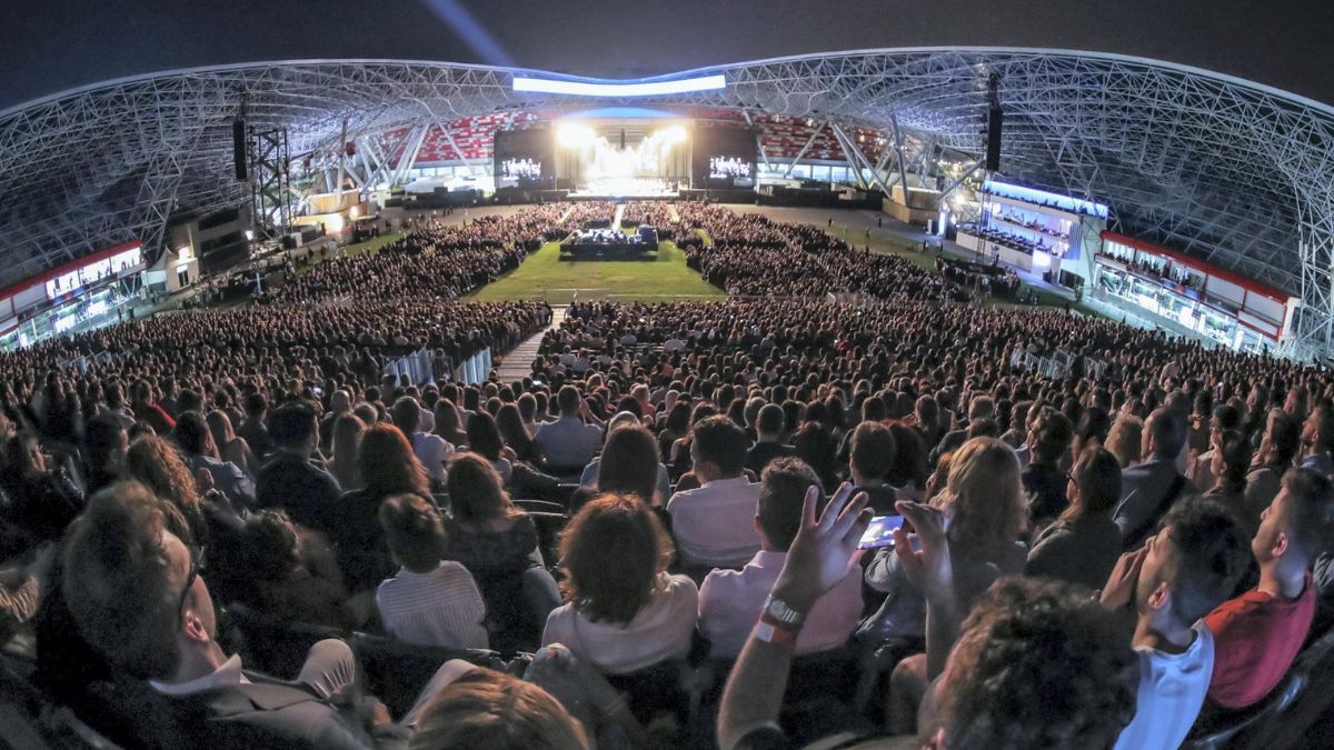 Abu Dhabi Grand Prix Week Welcomes Andrea Bocelli for Inaugural Yasalam Classics