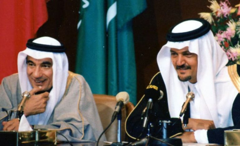 GCC Secretary General Receives Iraqi Envoy in Riyadh Amid Growing Regional Ties