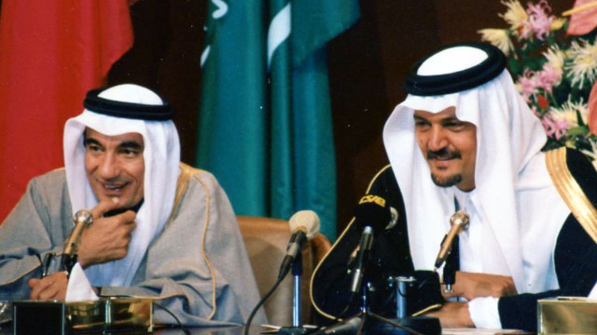 GCC Secretary General Receives Iraqi Envoy in Riyadh Amid Growing Regional Ties
