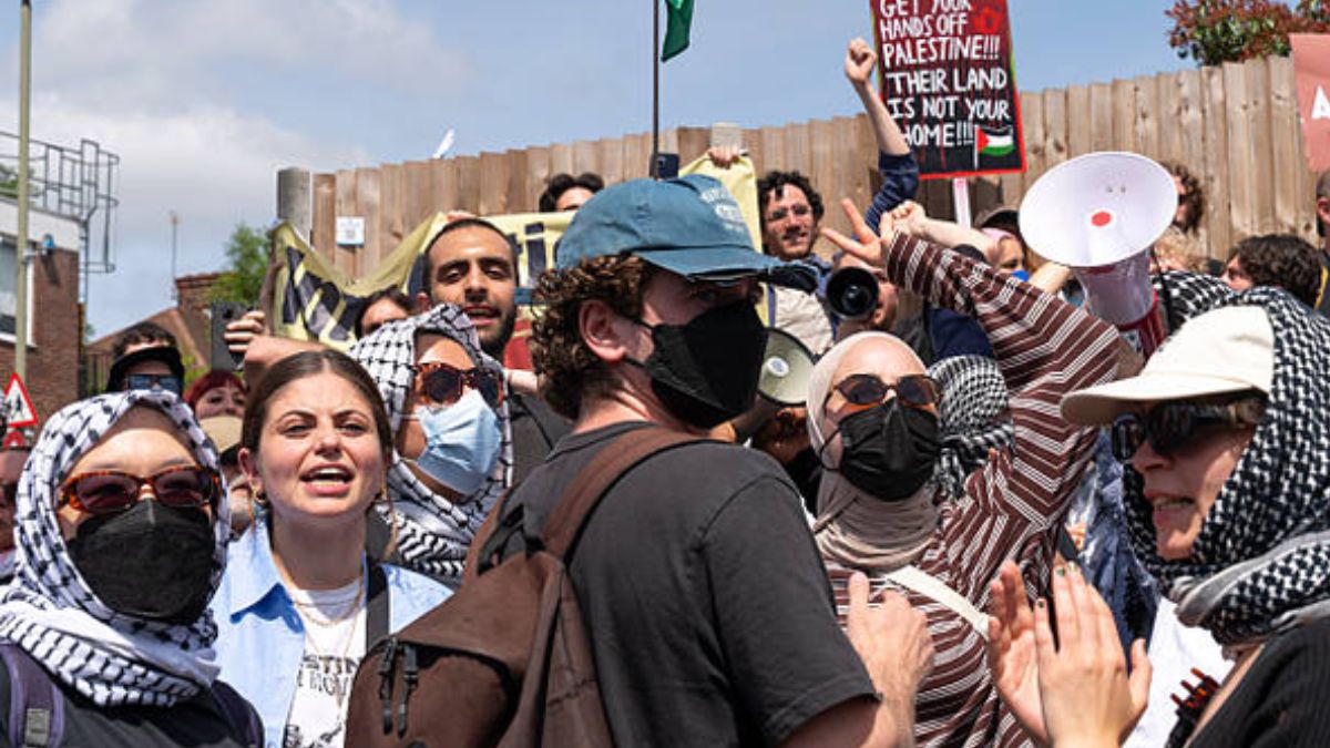 International Critics Condemn Promotion of Illegal Israeli Settlement Homes at London Event