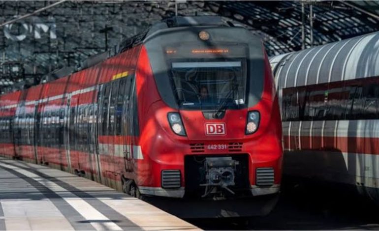 Nationwide Rail Disruption in Germany After Critical Network Glitch