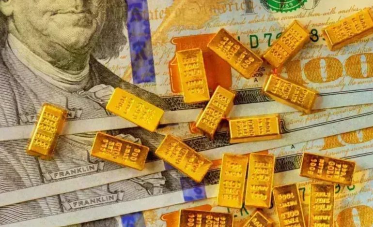 Gold Prices Fall 0.49% as Fed Rate Hike Expectations Weigh on Markets