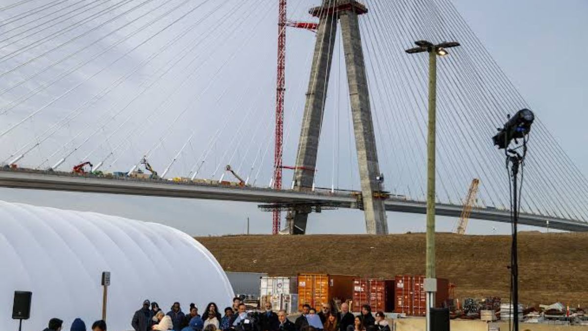 Monday Marks Opening of New Canada-US Bridge to Public Traffic