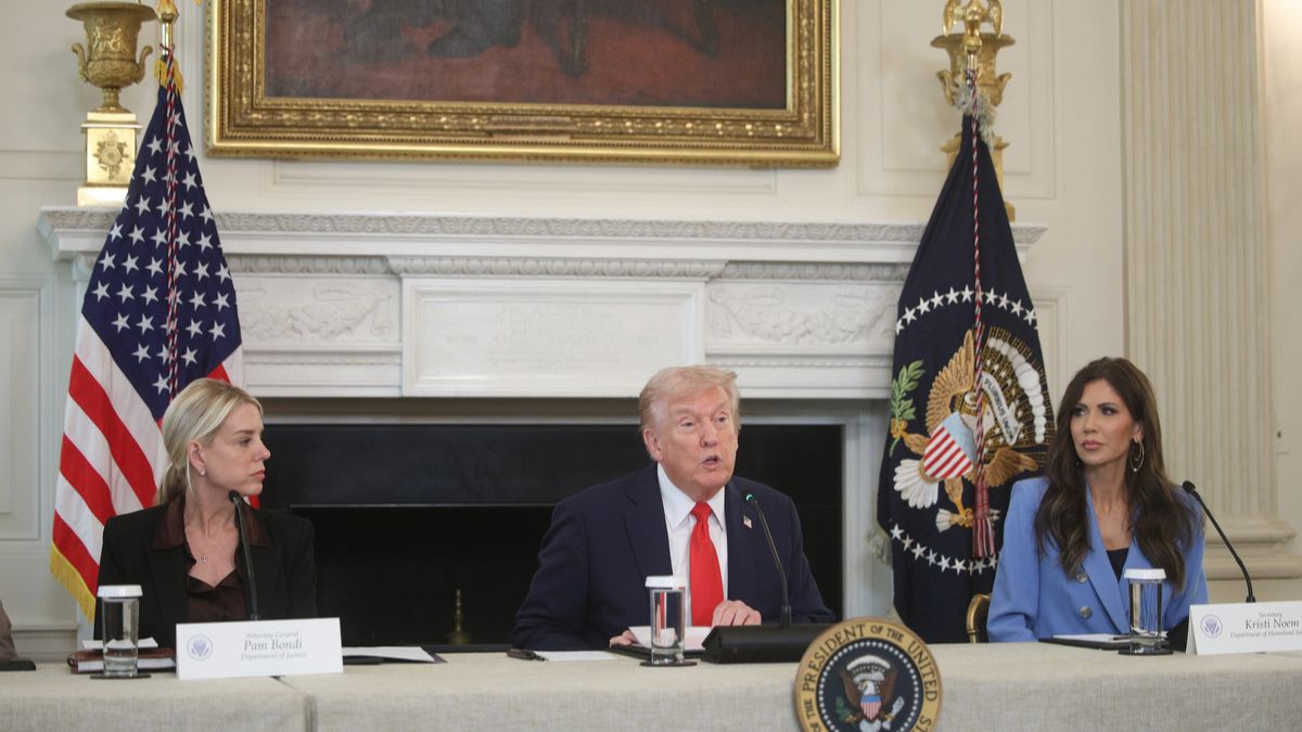 Trump Reveals Agreement Aimed at Hamas Disarmament