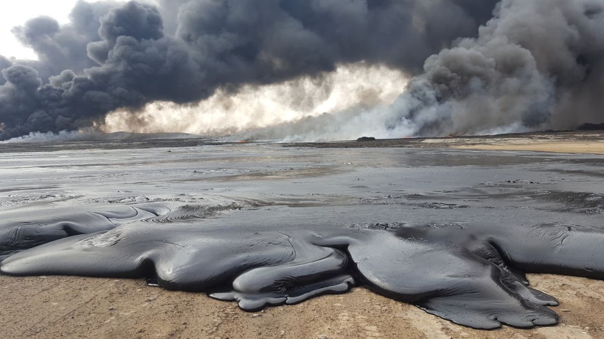Iraq State News Agency Confirms Baiji Oil Refinery Fire Is Out