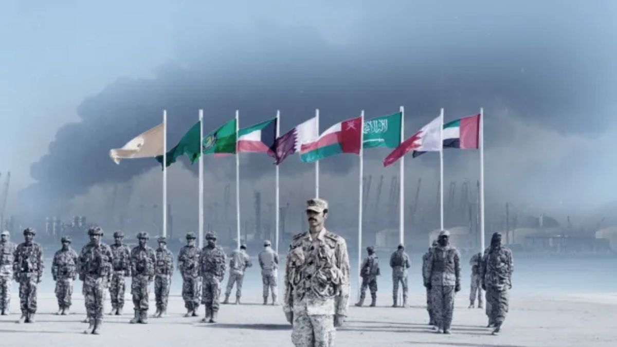 Iranian Military Warns Gulf Countries Against Providing Support to US