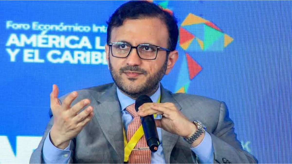 Iranian Official Appeals to Qatar Over Health of Detained Pilots
