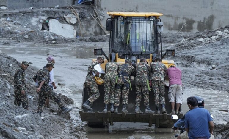 Devastating Nepal Floods Leave 903 Dead, 4,247 Missing