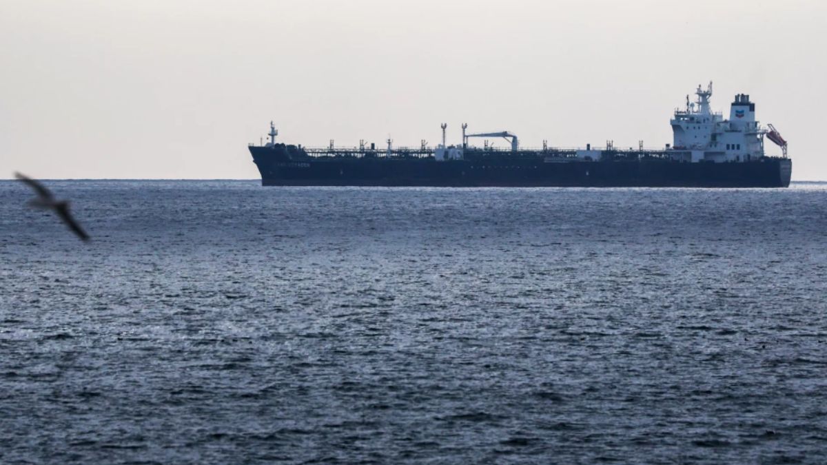 Strait of Hormuz Vessel Attack Leaves Crew Member Casualty, UKMTO Says
