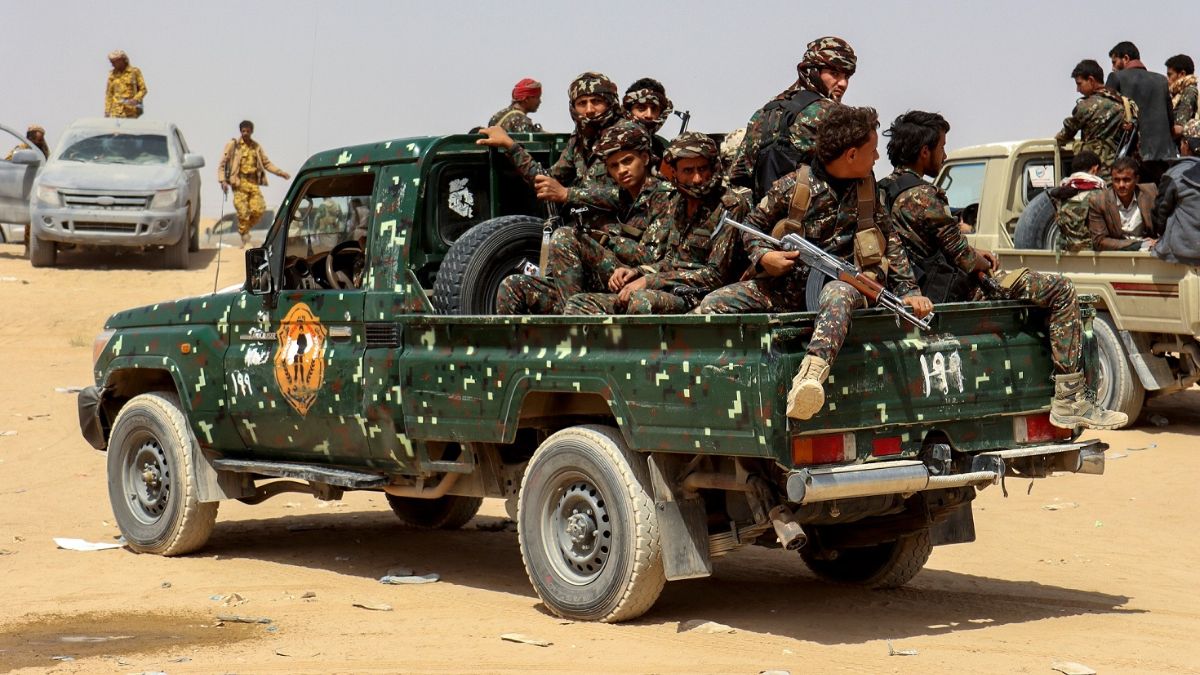 Yemeni Forces Report 133 Military Operations Against Houthi Positions