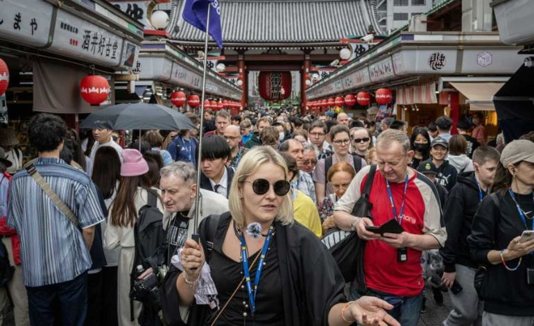 Japan Claims Record Foreign Visitors