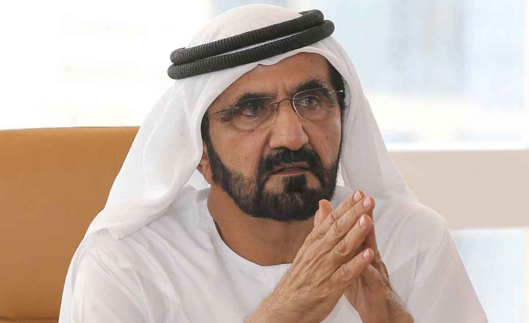 Dubai’s Sheikh Maktoum Bin Mohammed studies economic and financial indicators