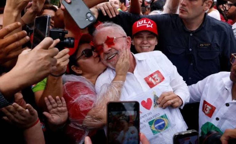 Why Gen Z and WhatsApp were Important in Lula’s Historic Return to Power in Brazil