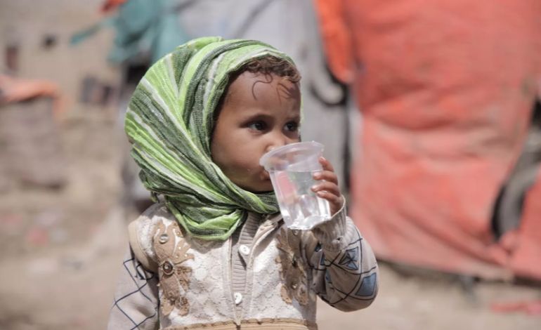 2,000 displaced individuals in Yemen Receive Drinking Water from KSrelief